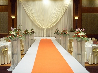 蔓延時(shí)尚婚慶禮儀 打造個(gè)性化網(wǎng)絡(luò)婚慶服務(wù)